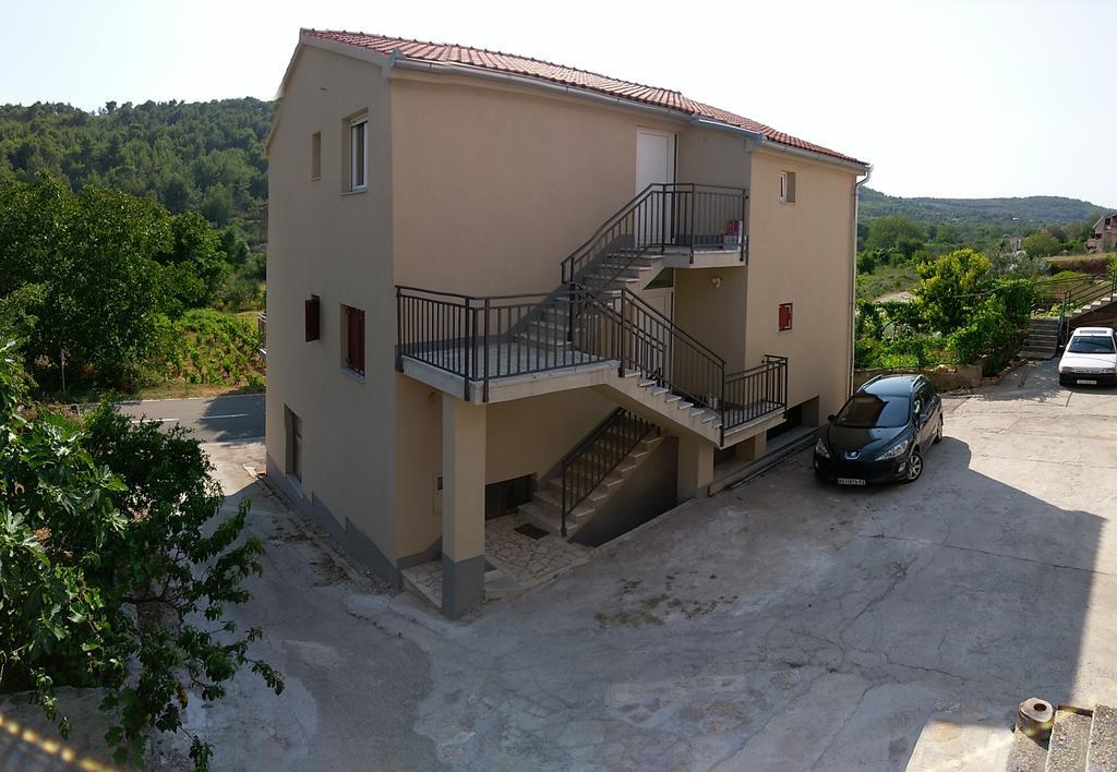 Apartments Sadina Skradin Bagian luar foto