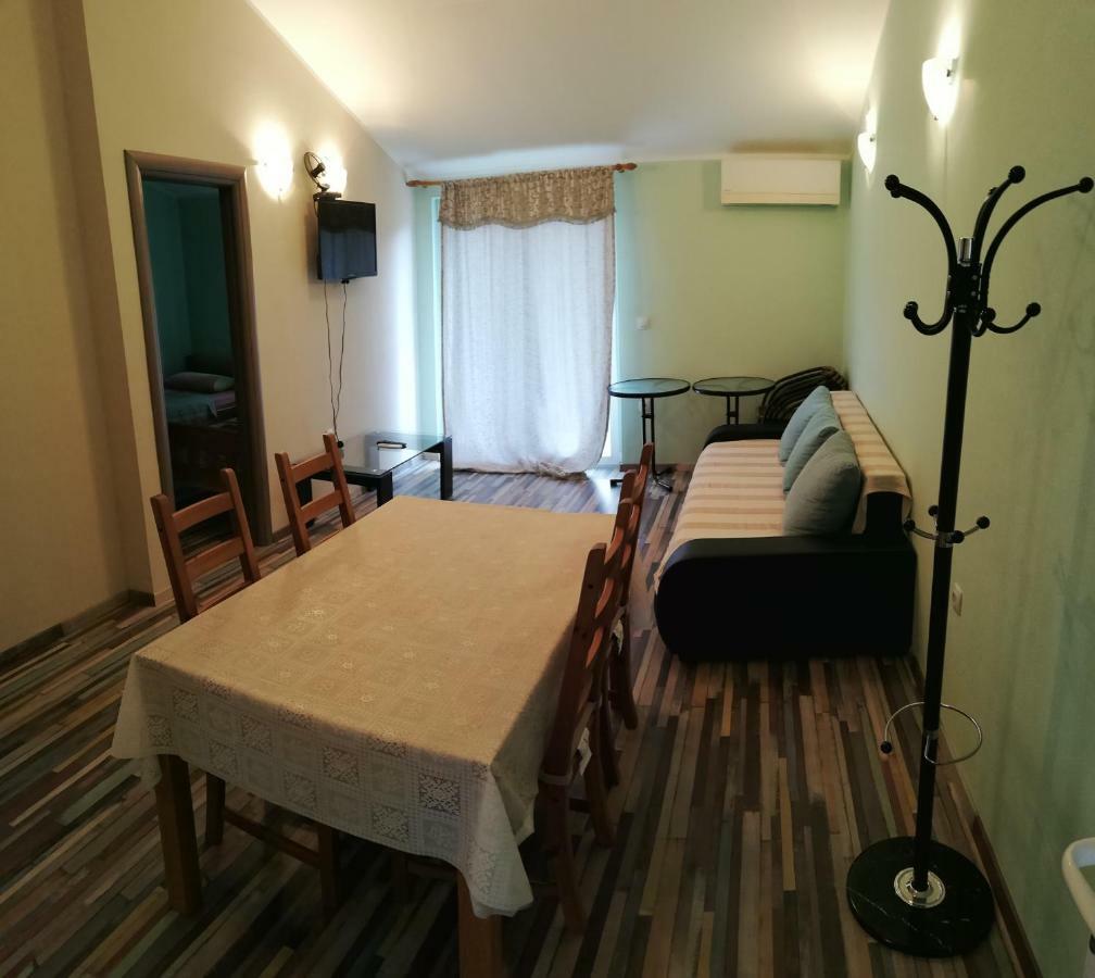 Apartments Sadina Skradin Bagian luar foto
